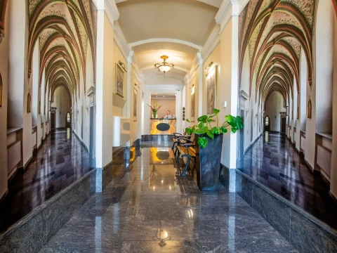 Globus Aparthotel
