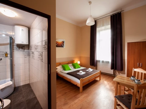Station Aparthotel