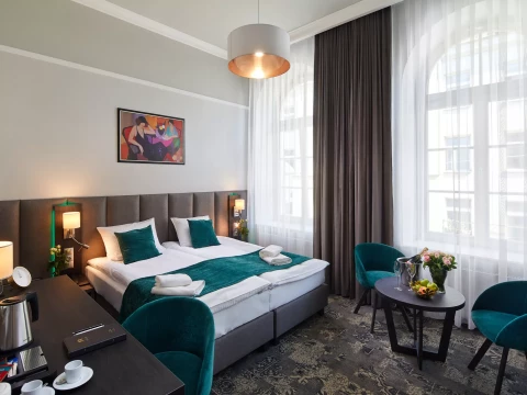 Laris Hotels Group z nowym obiektem w portfolio – Hotel Estera dołącza do sieci!