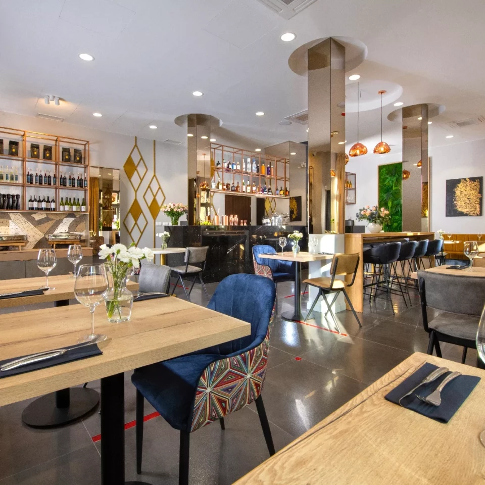 Tinctura Restaurant & Cocktail Bar