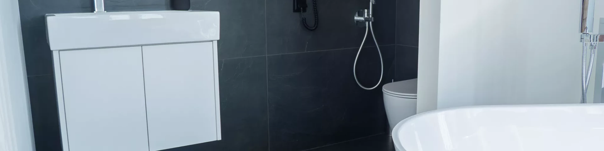 Długa Residence - pokój z wanną