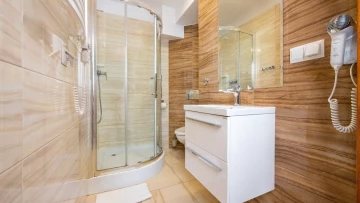 Globus Aparthotel - Pokój Dwuosobowy