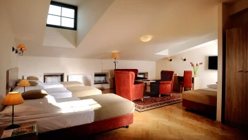 Hotel Santi - pokoje czteroosobowe