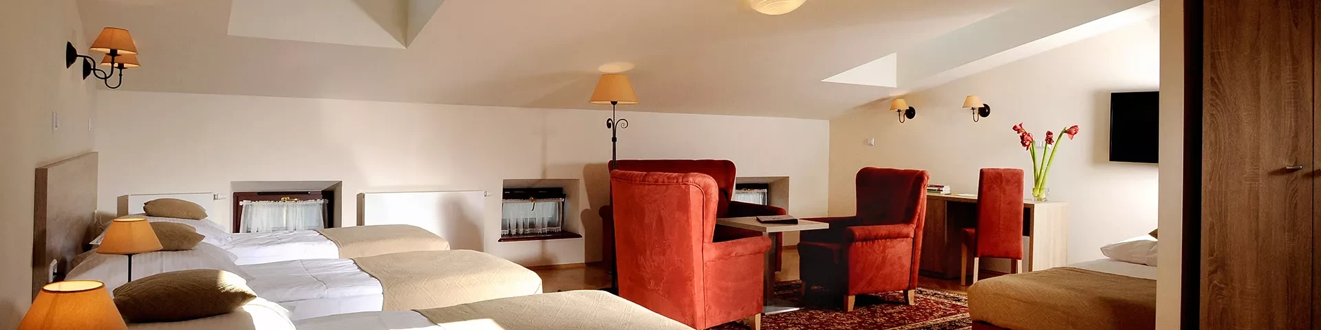 Hotel Santi - pokoje czteroosobowe