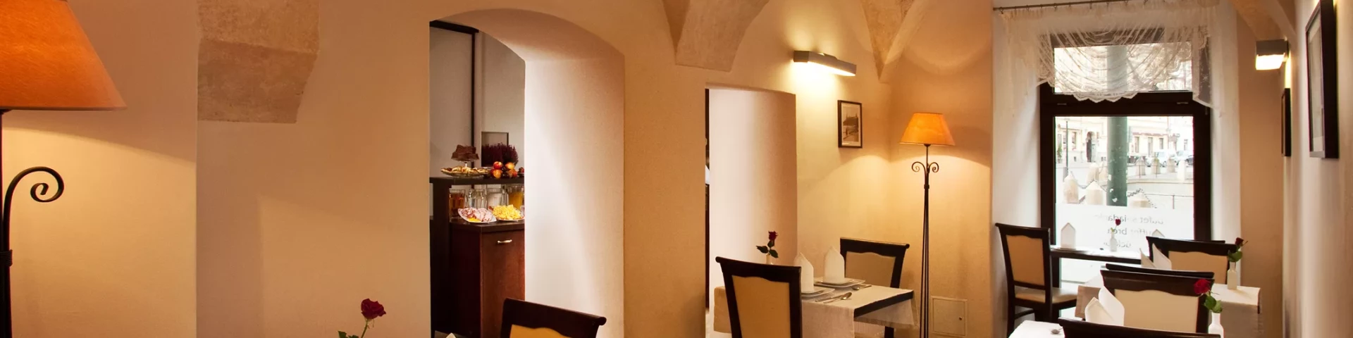 Hotel Santi - restauracja śniadaniowa