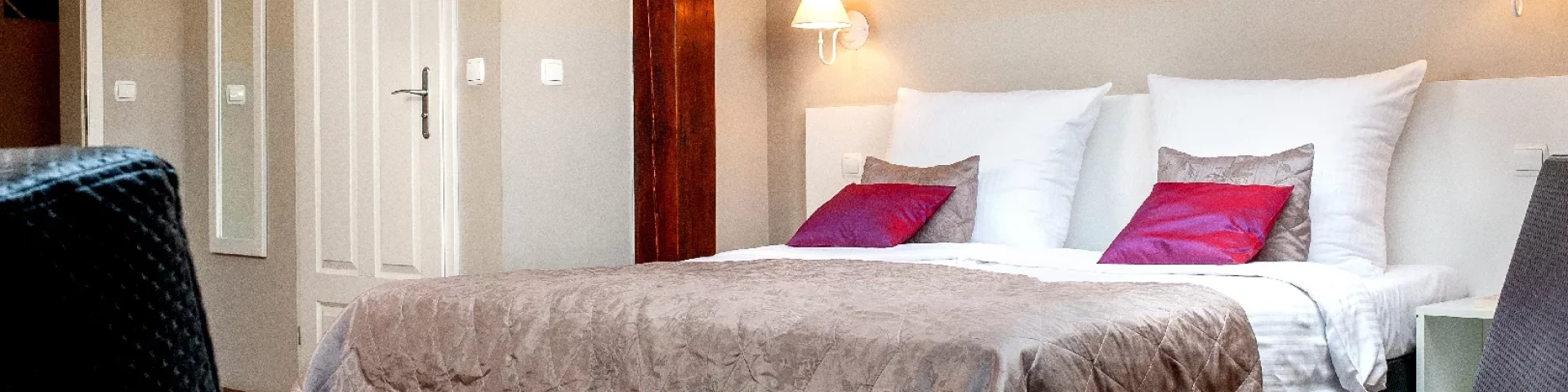 Leone Aparthotel - Mały Pokój Dwuosobowy