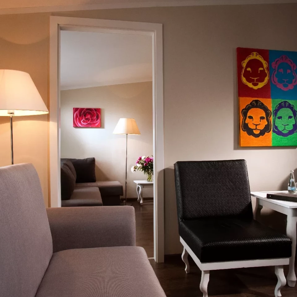 triple-relaxing-area-leone