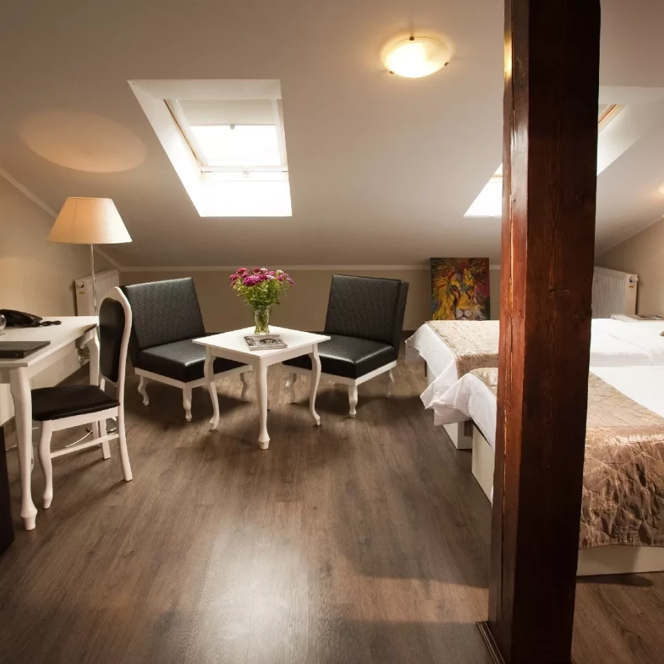 rwrgzljl_twin-room-leone