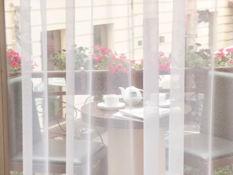 Spatz Aparthotel - Pokój Deluxe z balkonem